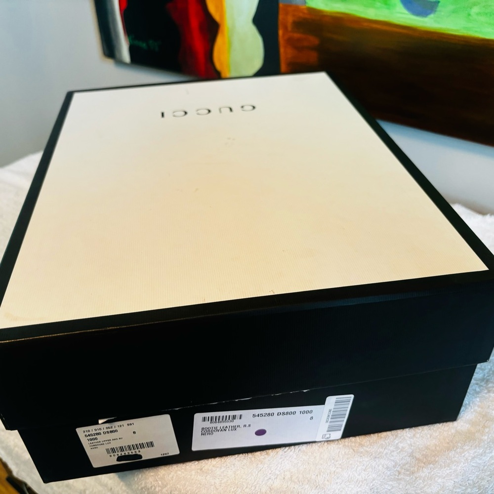 Gucci mid mens boots only worn once very nice be aware of Gucci sizing